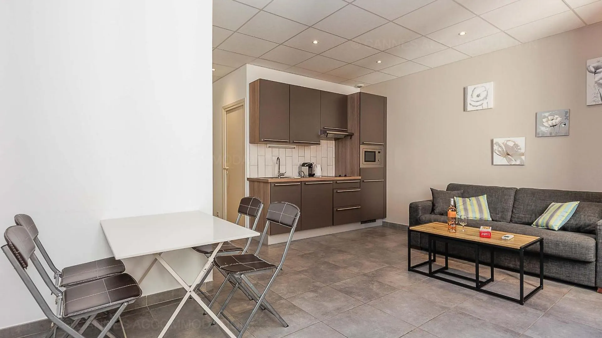 Residence Aout 32 Cannes